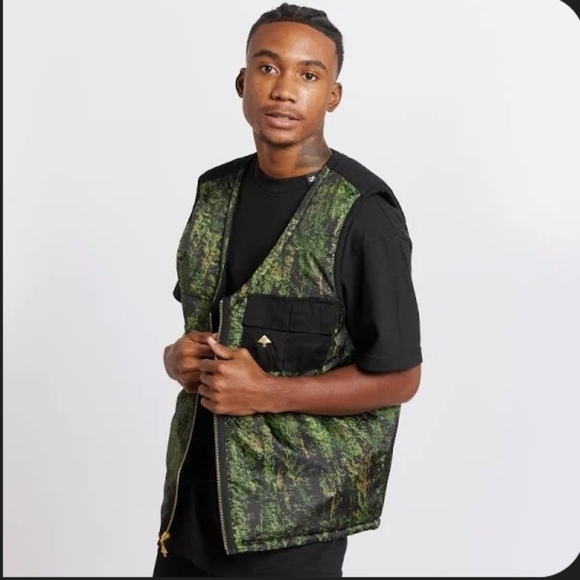 Lrg Other - LRG Reversible Branches Camo vest size  XXL